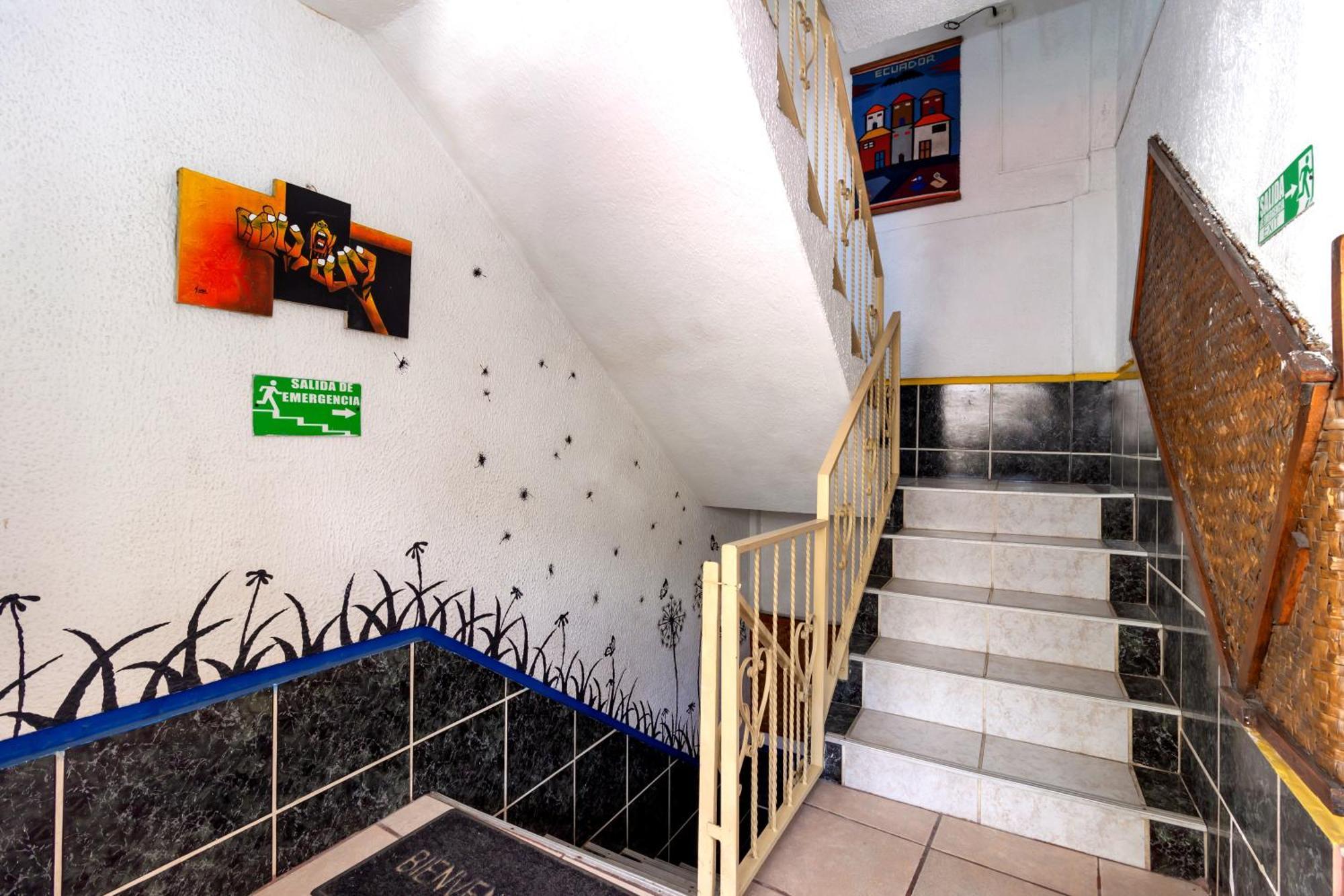 Santa Cruz Backpackers Hostal Banos  Exterior photo